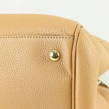 Load image into Gallery viewer, Gucci Bamboo Shopper Leather Tote Bag - 01411