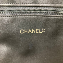 Load image into Gallery viewer, Chanel Matelasse Chain Shoulder Bag - 01462