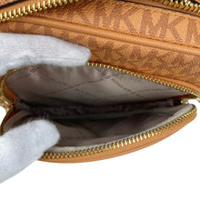 Load image into Gallery viewer, MICHAEL KORS JET SET TRAVEL MEDIUM SIGNATURE LOGO SHOULDER BAG - 01501