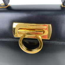 Load image into Gallery viewer, Salvatore Ferragamo Ganchini 2Way Bag - 01460