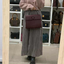Load image into Gallery viewer, CARTIER HANDBAG BRD PLAIN TURNLOCK MASTLINE GOLD HARDWARE - 01483