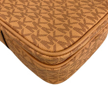 Load image into Gallery viewer, MICHAEL KORS JET SET TRAVEL MEDIUM SIGNATURE LOGO SHOULDER BAG - 01501