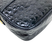 Load image into Gallery viewer, Salvatore Ferragamo VARA DH-213096 SHOULDER BAG EMBOSSED LEATHER BLACK - 01488