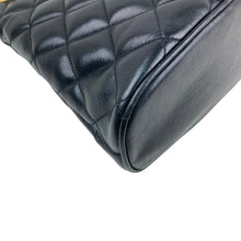 Load image into Gallery viewer, Chanel Matelasse Chain Shoulder Bag - 01462