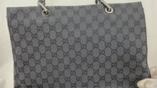 Load and play video in Gallery viewer, Gucci Black GG Canvas 002 1010 Tote Bag - 01421
