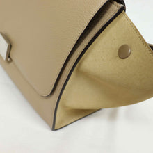 Load image into Gallery viewer, Celine Small Trapeze Bag - 00753 - Fingertips Vintage