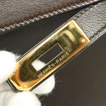 Load image into Gallery viewer, Hermes Kelly 32 Brown Circle P Handle Bag - 01138