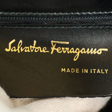 Load image into Gallery viewer, Salvatore Ferragamo Gancini 2 Way Bag - 01218