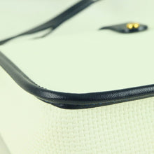 Load image into Gallery viewer, YSL Yves Saint Laurent Leather Gold Logo Shoulder Bag -01393
