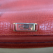 画像をギャラリービューアに読み込む, Loewe Leather Brown Shoulder Bag - 01458
