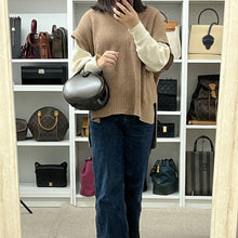 画像をギャラリービューアに読み込む, LOEWE VINTAGE LOGO LEATHER ROUND SHOULDER BAG BROWN - 01491
