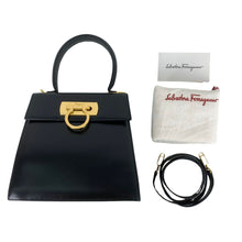 画像をギャラリービューアに読み込む, Salvatore Ferragamo Ganchini 2Way Bag - 01460
