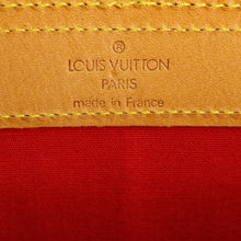 画像をギャラリービューアに読み込む, LOUIS VUITTON Stanton Patent Leather HandBag - 01406
