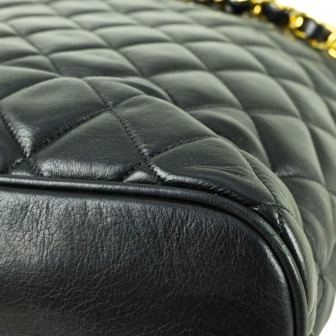 CHANEL Matelasse Chain Shoulder Bag - 01375 – Fingertips Vintage