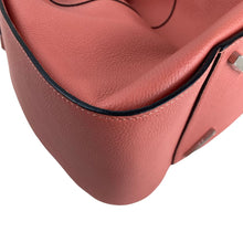 画像をギャラリービューアに読み込む, LOEWE HAMMOCK MEDIUM DRAWSTRING 2 WAY PINK SHOULDER BAG - 01484
