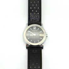 Load image into Gallery viewer, Gucci Vintage Watch 101L - 00882 - Fingertips Vintage