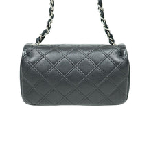 Load image into Gallery viewer, Chanel Matelasse Single Flap Chain Shoulder Bag－01045
