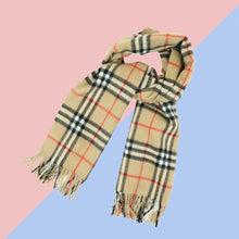 Load image into Gallery viewer, Burberry Check Cashmere Scarf - 01076　