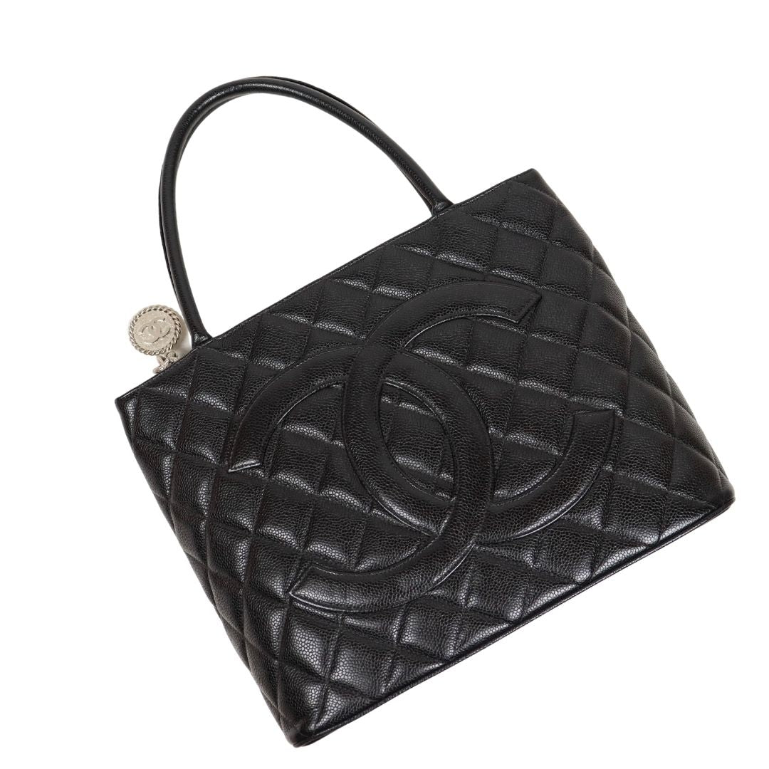 Chanel Medallion Tote Black Handle Bag - 01188 – Fingertips Vintage