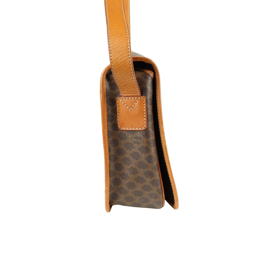 【美品】CELINE　セリーヌ　マカダム　フラップ　ショルダーバッグ　M14 2025年最新】セリーヌ マカダム ショルダーバッグ M14の人気